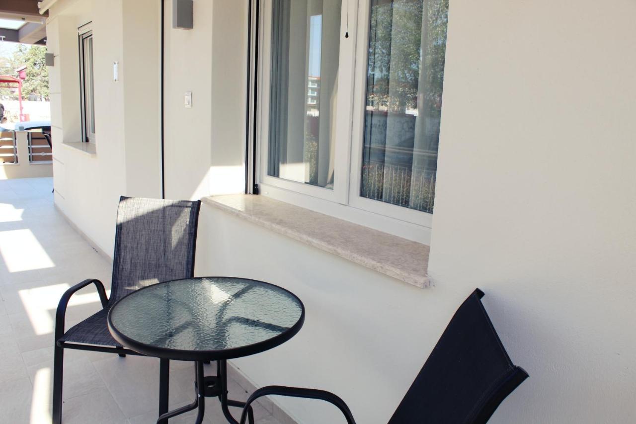 Apartament Saan Luxury Living Nea Kallikrateia Zewnętrze zdjęcie